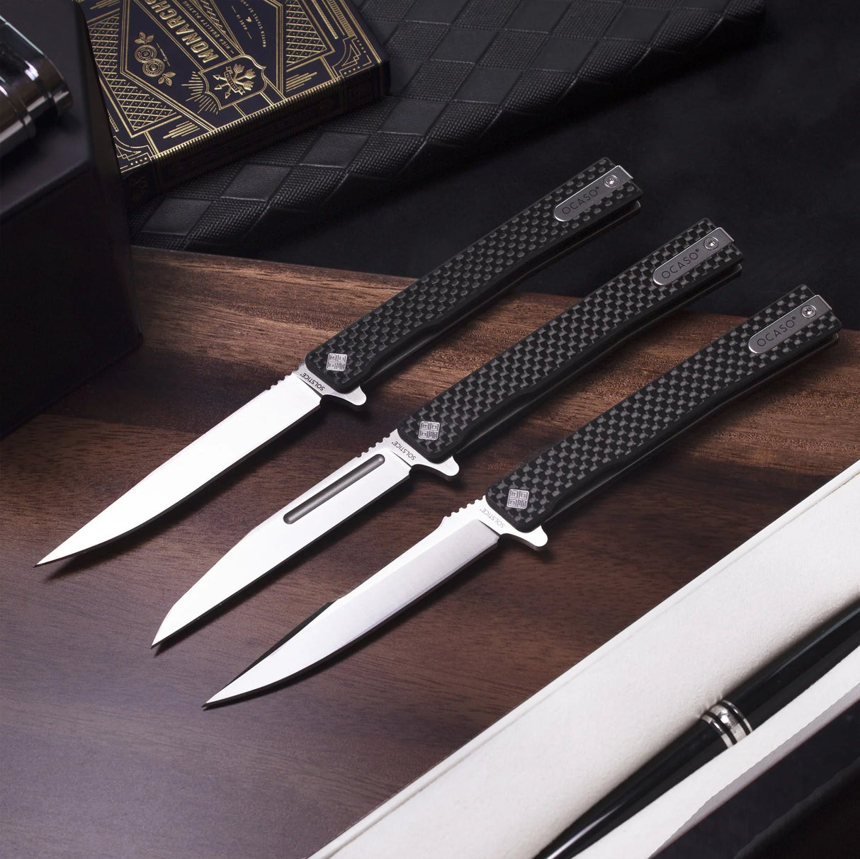 Ocaso Solstice - Carbon Fiber / Satin Wharncliffe Blade Knife