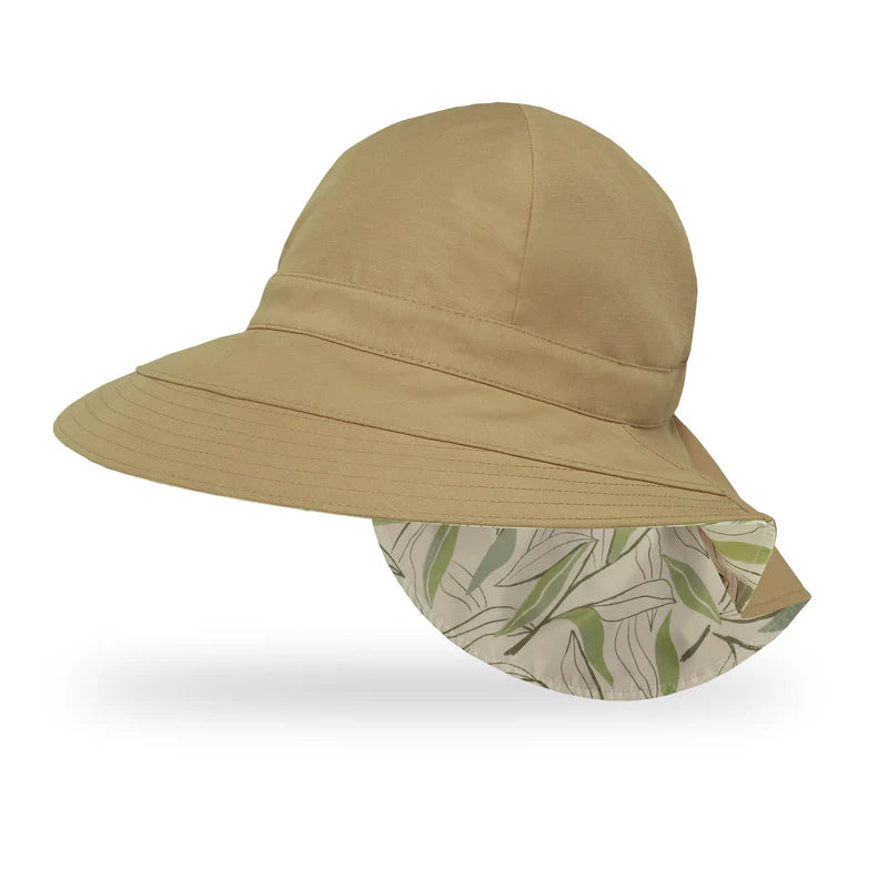 Sunday Afternoons Natural Blend Cape - (M/L)