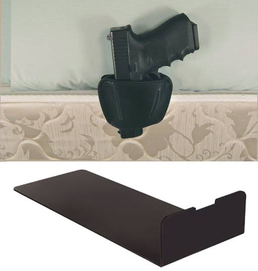 Soporte para pistola junto a la cama con funda negra