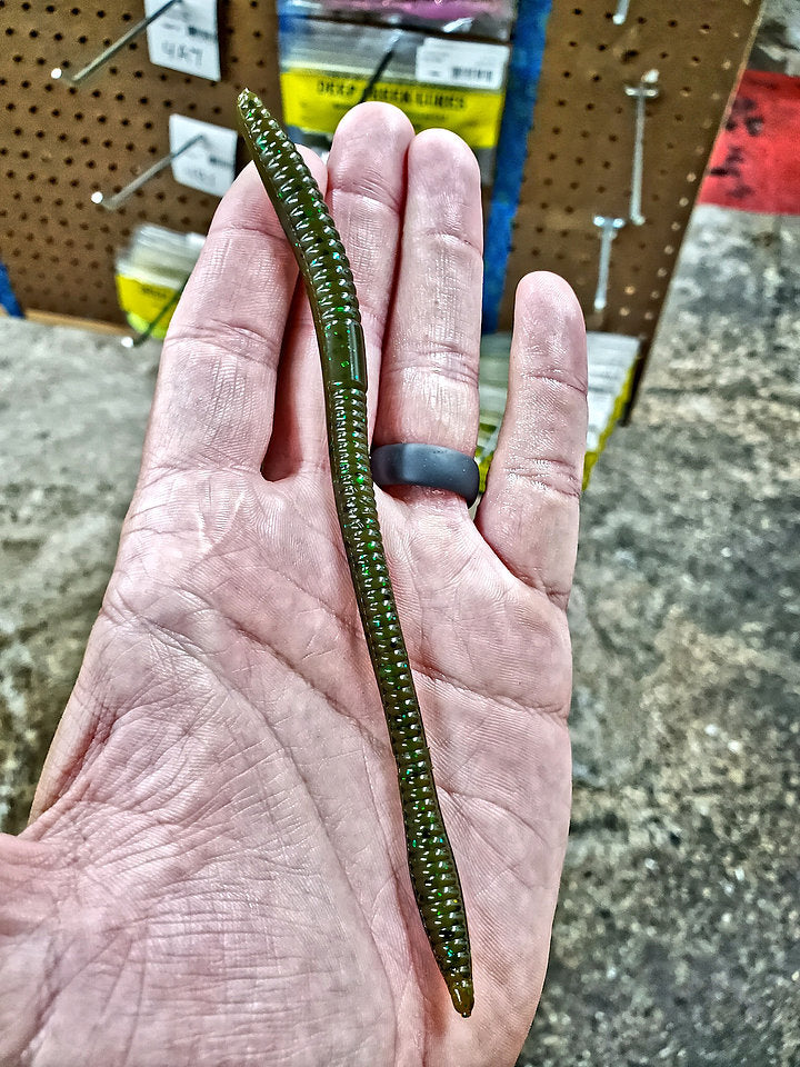 Gusanos Deep Creek Finesse de 6,5 pulgadas