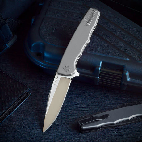 Ocaso Strategy - Titanium / Satin Knife