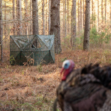 Double Bull SurroundView Stakeout Hunting Blind in Greenleaf