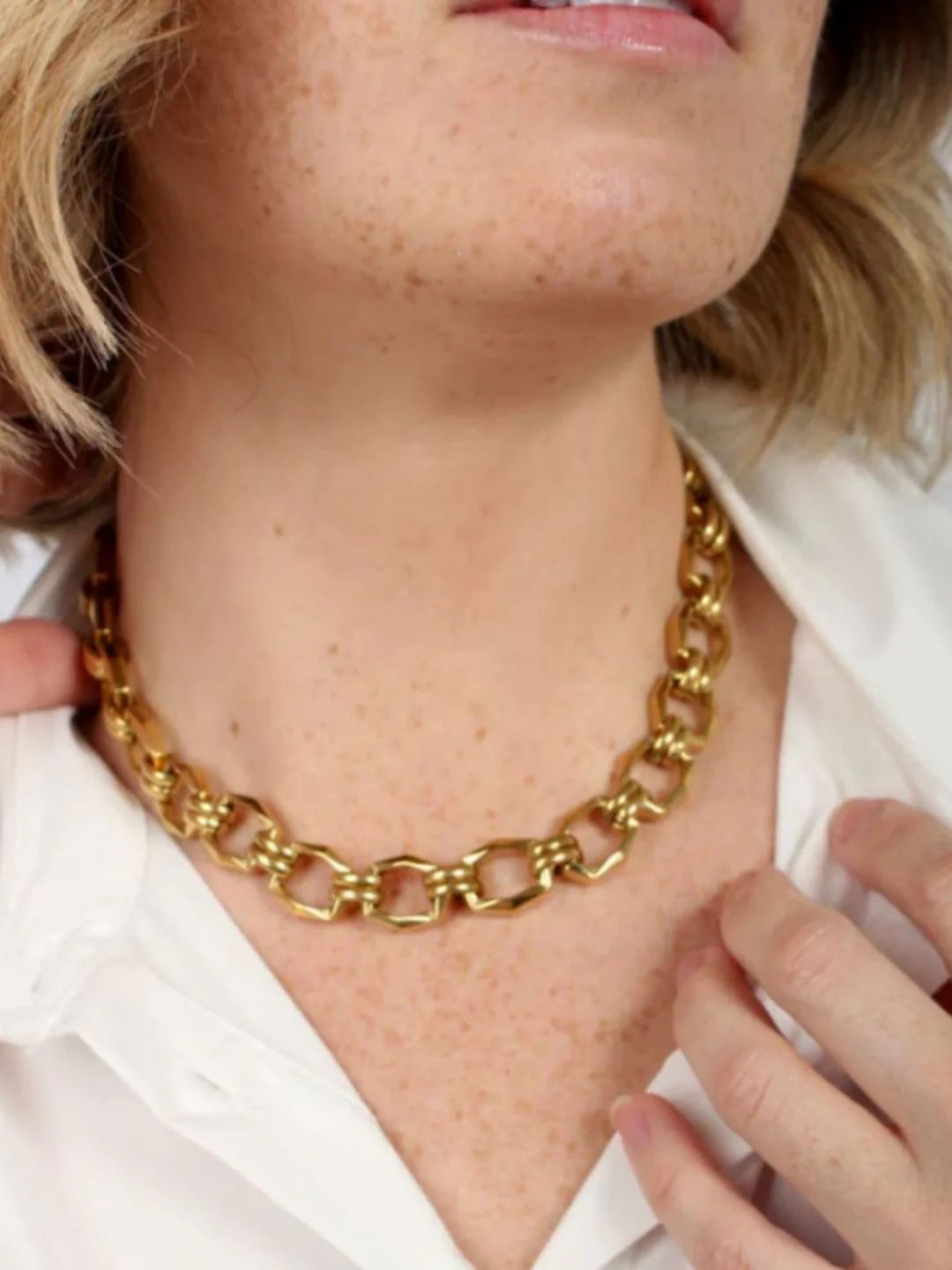 Marrin Costello Cyrus Choker