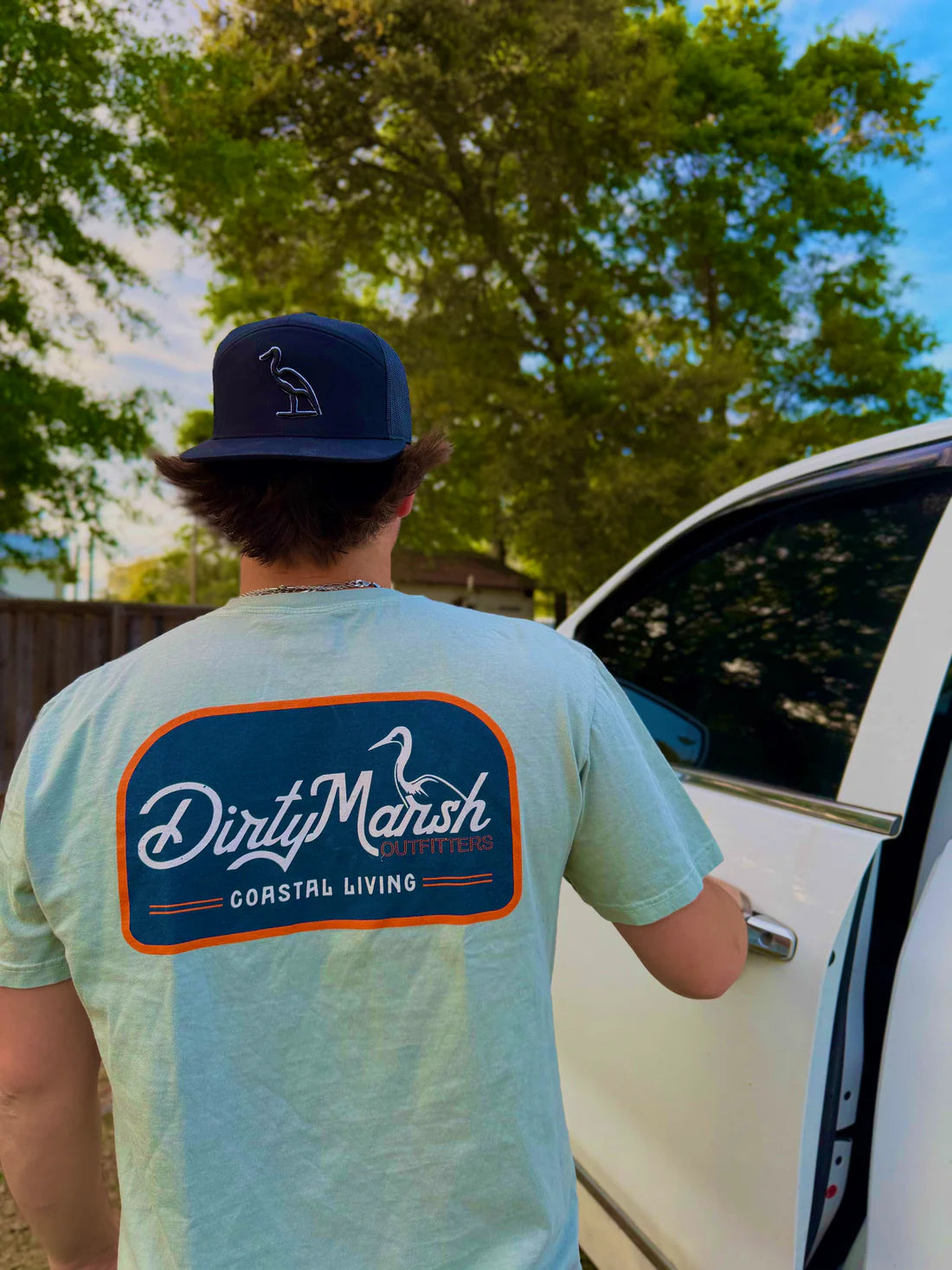 Dirty Marsh Shoreline Badge Tee - Bay