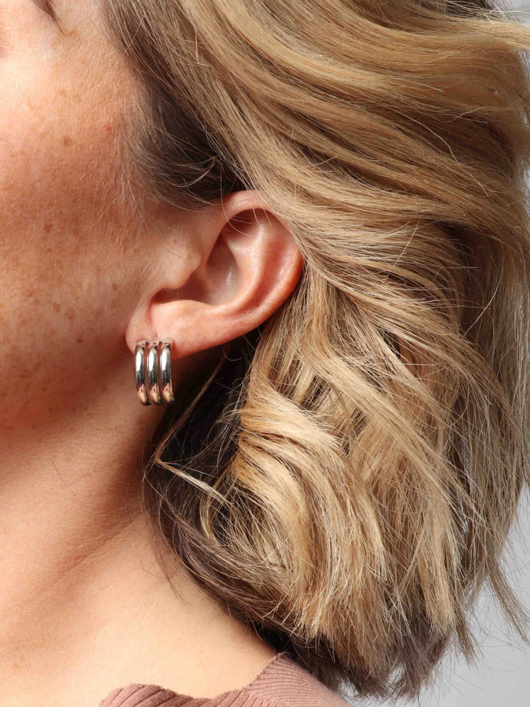 Marrin Costello Petra Hoops