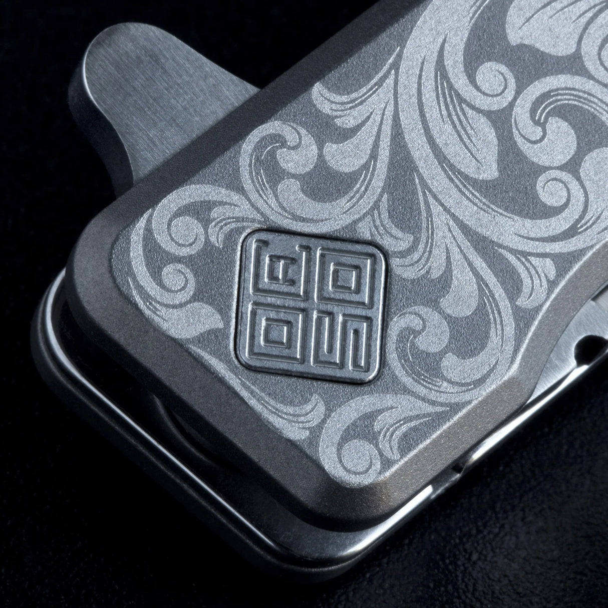 Ocaso Engraved Titanium Solstice - Scroll + Satin Blade Knife
