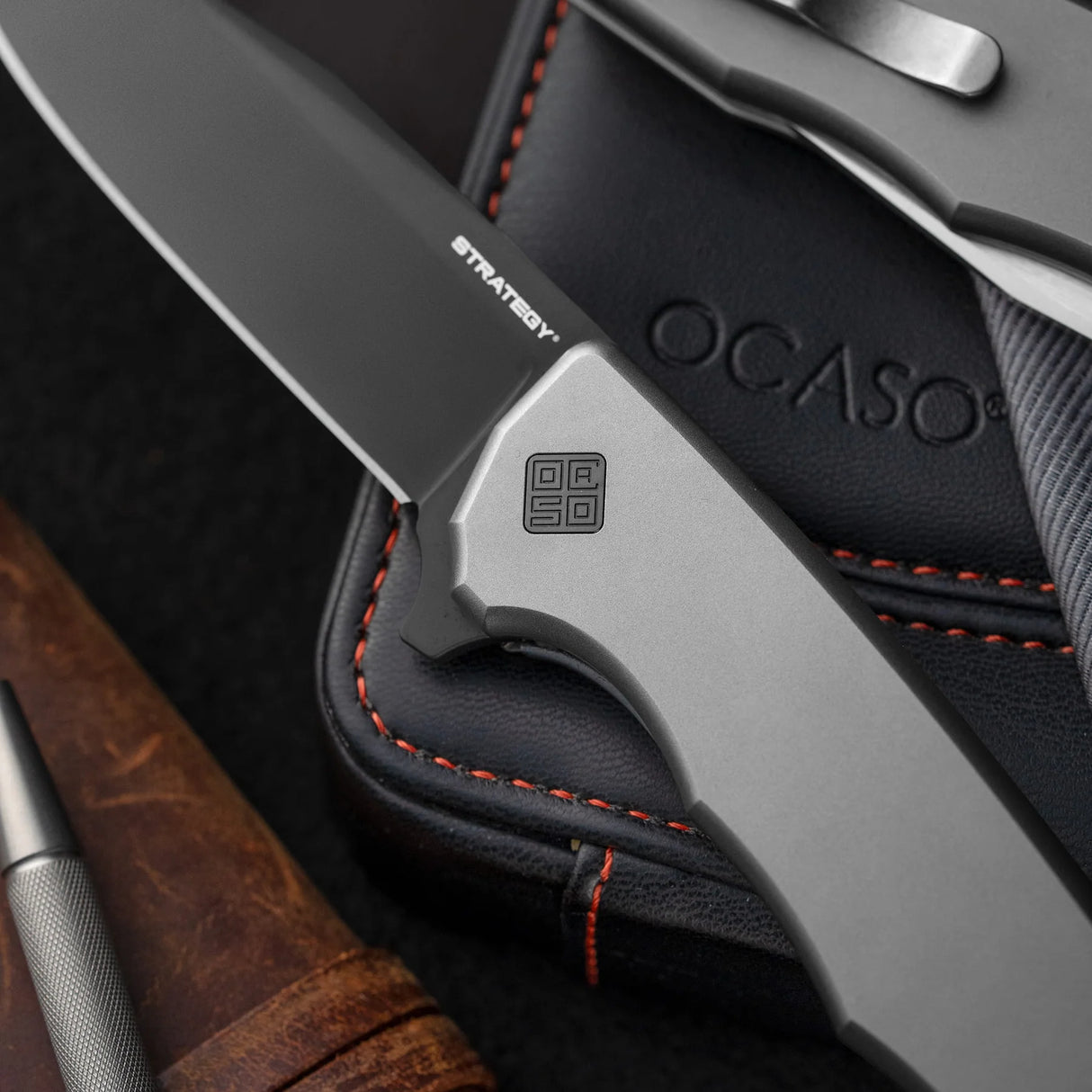 Ocaso Strategy - Titanium / Black S35VN Knife