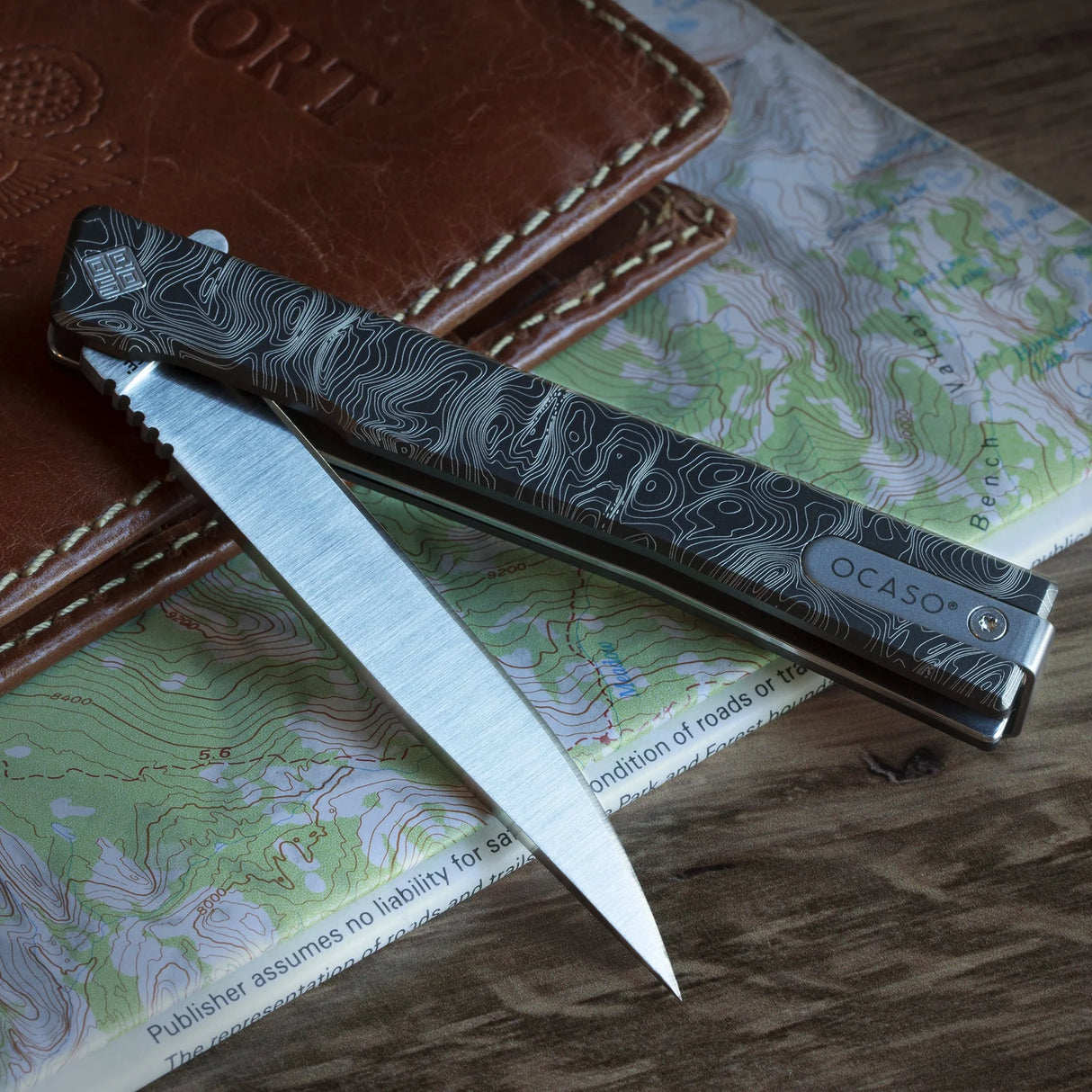 Ocaso Engraved Titanium Solstice - Topo + Satin Blade Knife