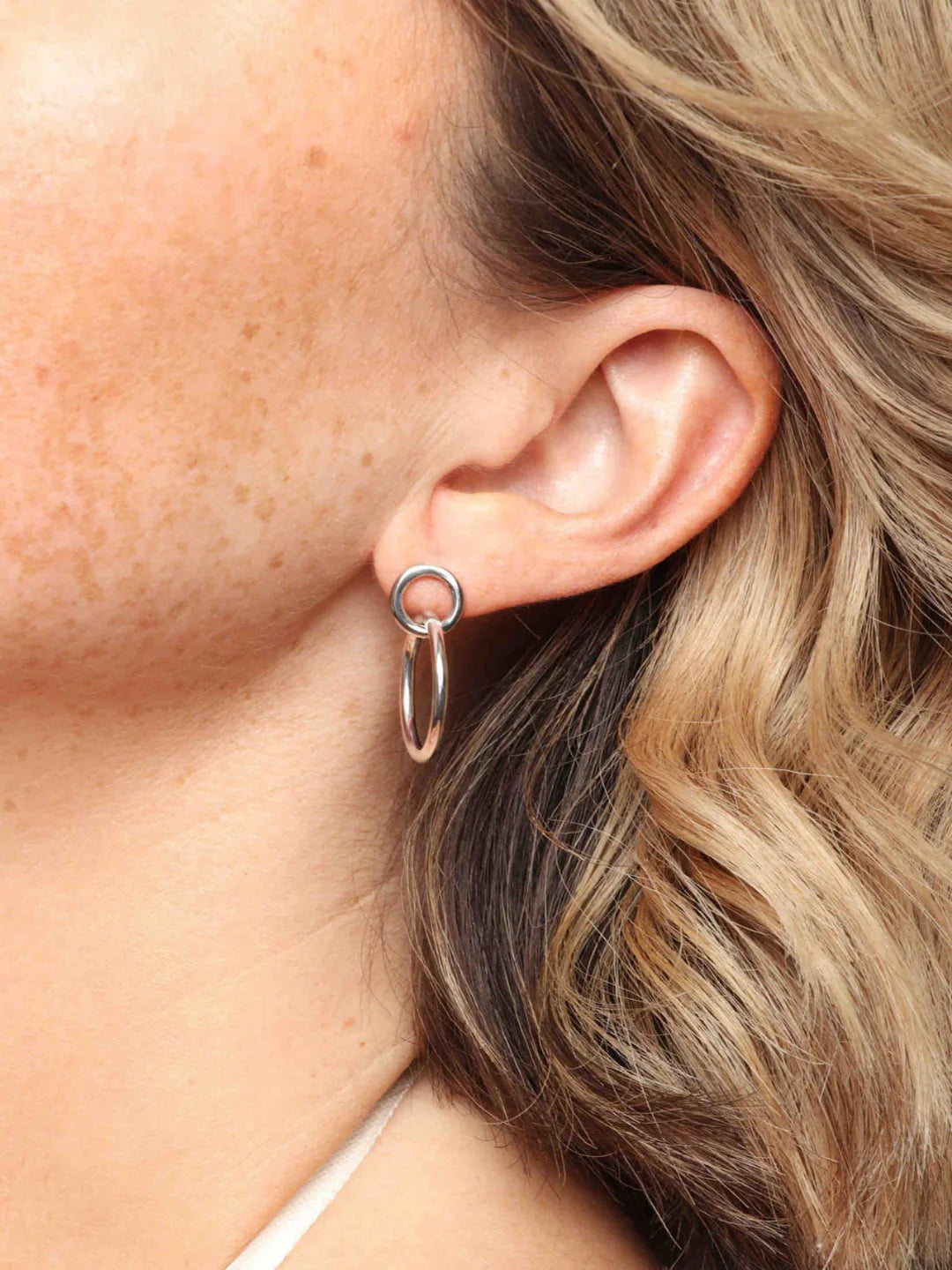 Marrin Costello Ven Hoops 1"