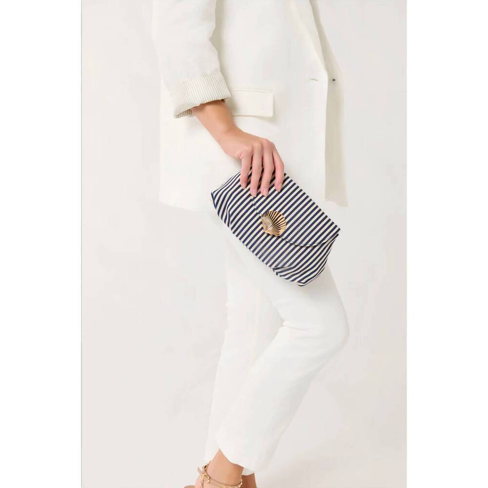 Shiraleah Kaia Clutch - Navy